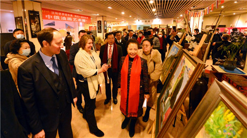 冰雪世界的藝術橋梁 沈陽市僑聯中俄油畫藝術展奏響“親情節拍”